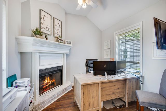 15113 Boaz Ln, Lindale, TX 75771