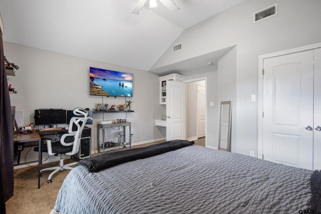 15113 Boaz Ln, Lindale, TX 75771