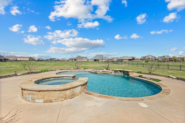 13420 Moorhouse Way, Justin, TX 76247