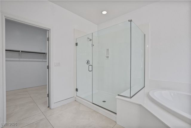 7324 West WHITE BLOOM Avenue, Las Vegas, NV 89117