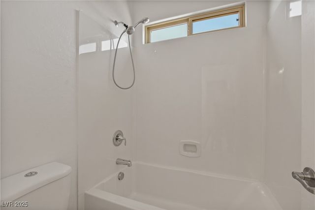 7324 West WHITE BLOOM Avenue, Las Vegas, NV 89117