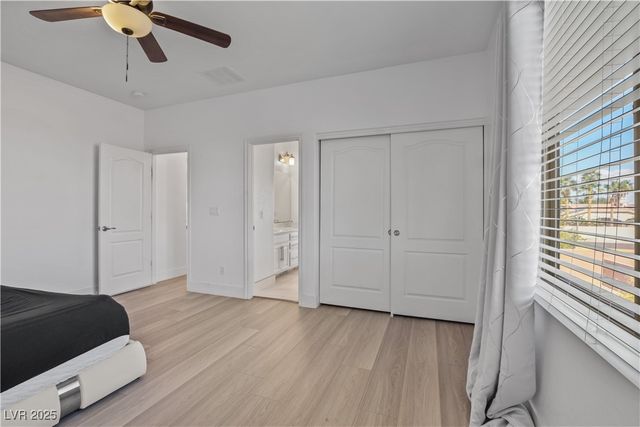 7324 West WHITE BLOOM Avenue, Las Vegas, NV 89117