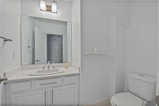 7324 West WHITE BLOOM Avenue, Las Vegas, NV 89117