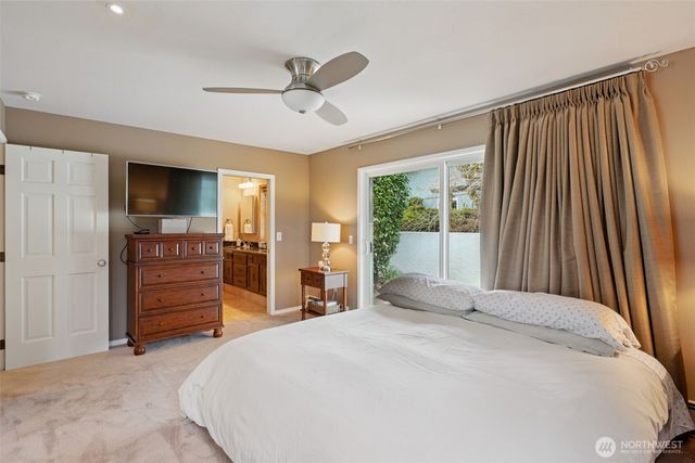 13710 SE 251st Place, Kent, WA 98042