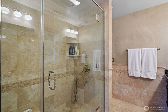 13710 SE 251st Place, Kent, WA 98042