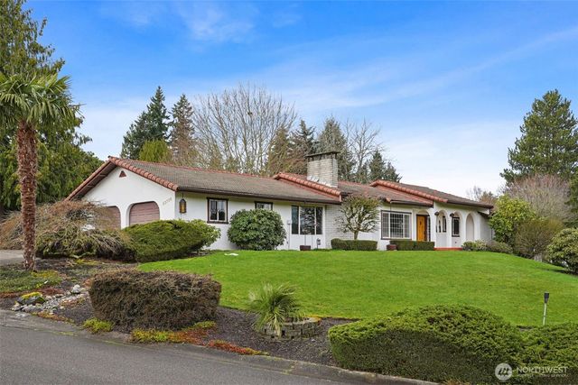 13710 SE 251st Place, Kent, WA 98042