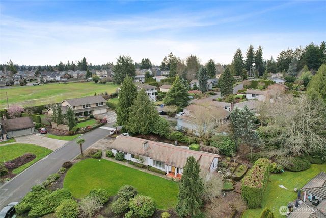 13710 SE 251st Place, Kent, WA 98042