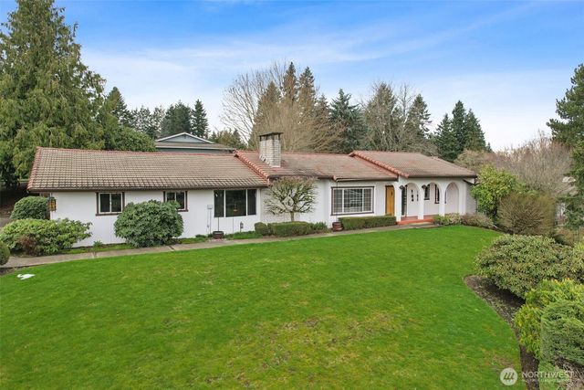 13710 SE 251st Place, Kent, WA 98042