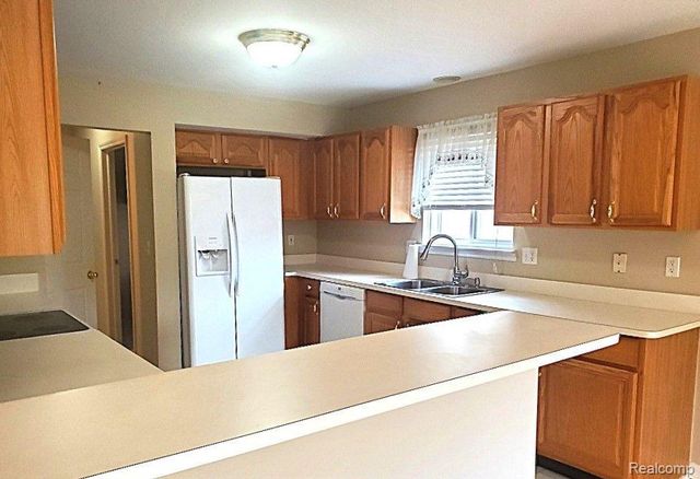 4198 Gardenia Drive, Sterling Heights, MI 48314