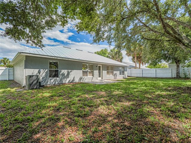 484 Seaside Terrace, Sebastian, FL 32958