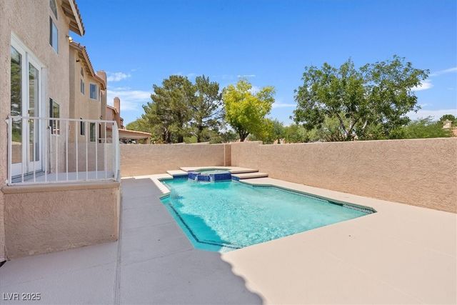 8228 Ocean Terrace Way, Las Vegas, NV 89128