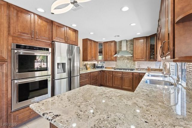 8228 Ocean Terrace Way, Las Vegas, NV 89128