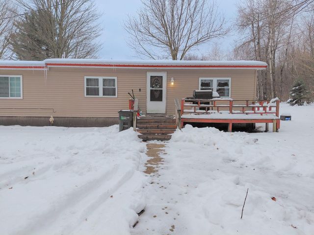 2240 E Haskell Lake Road, Harrison, MI 48625