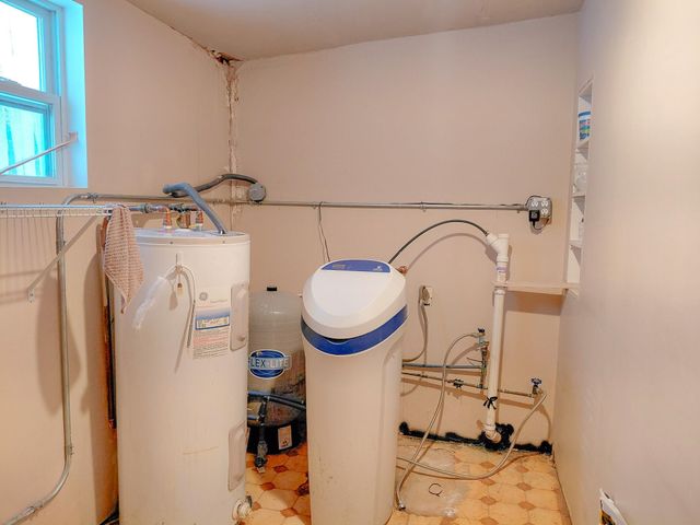 2240 E Haskell Lake Road, Harrison, MI 48625