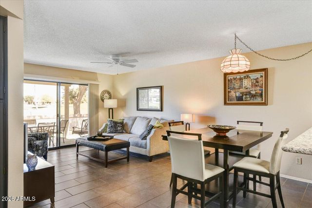 9276 W MORROW Drive, Peoria, AZ 85382