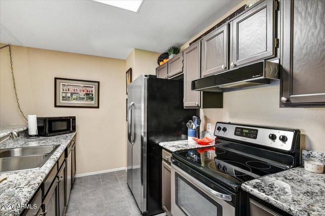 9276 W MORROW Drive, Peoria, AZ 85382