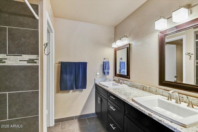 9276 W MORROW Drive, Peoria, AZ 85382