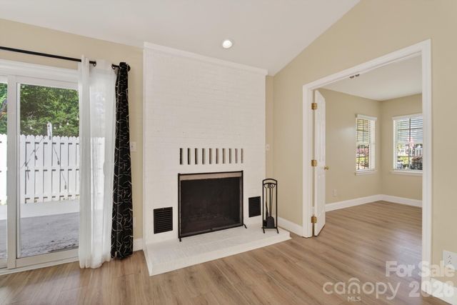 2705 Tiergarten Lane, Charlotte, NC 28210