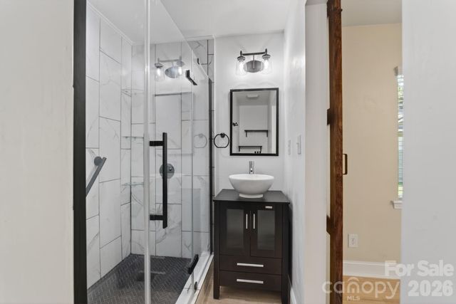2705 Tiergarten Lane, Charlotte, NC 28210