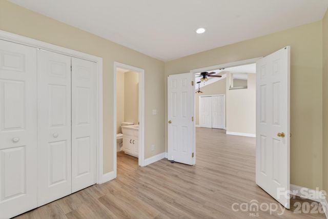 2705 Tiergarten Lane, Charlotte, NC 28210