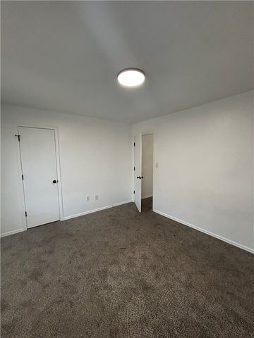 1855 W Deane Street A, Fayetteville, AR 72703