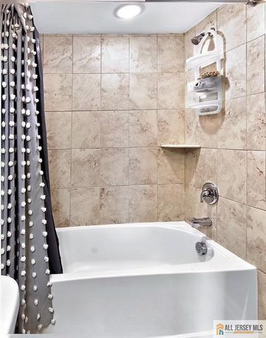 310 South Drive, North Brunswick, NJ 08902