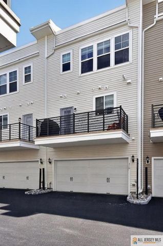 310 South Drive, North Brunswick, NJ 08902