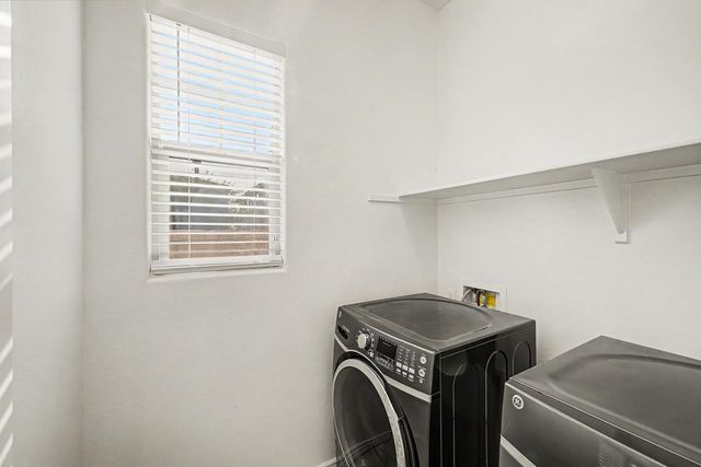 234 W Beverly Lane, Phoenix, AZ 85023