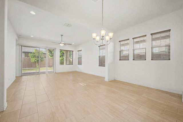 234 W Beverly Lane, Phoenix, AZ 85023