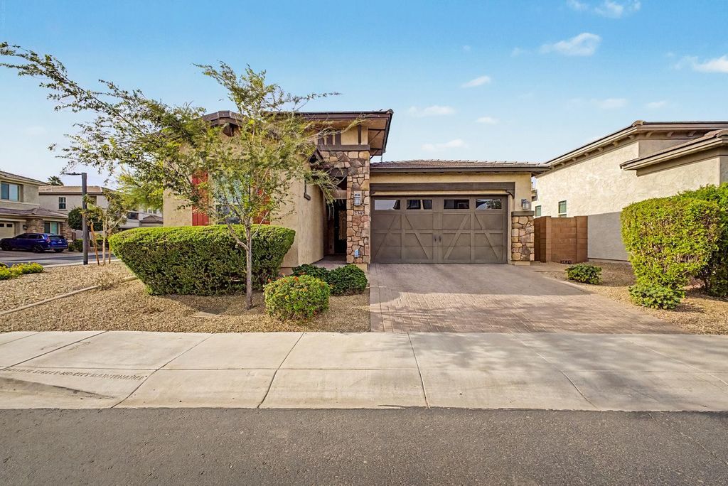 234 W Beverly Lane, Phoenix, AZ 85023
