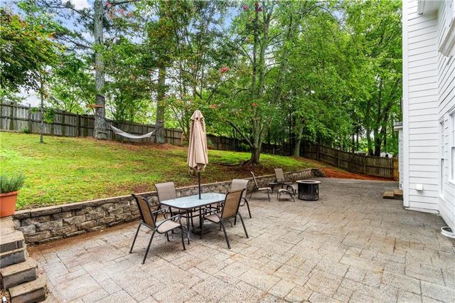 1996 Morning NW Walk, Acworth, GA 30102