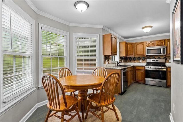 1996 Morning NW Walk, Acworth, GA 30102