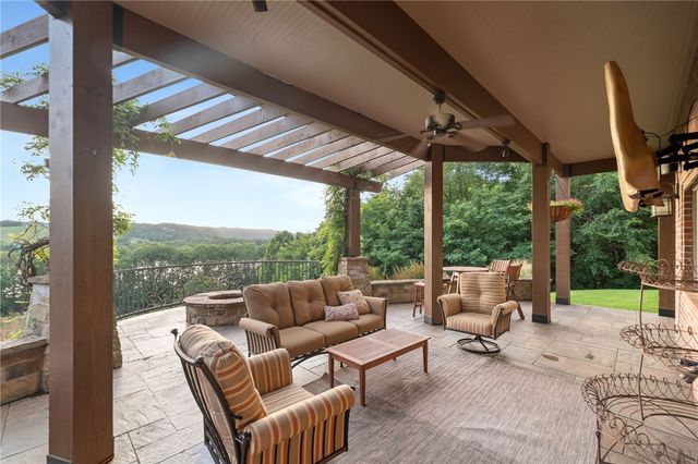 22631 Jennings Drive, Springdale, AR 72764