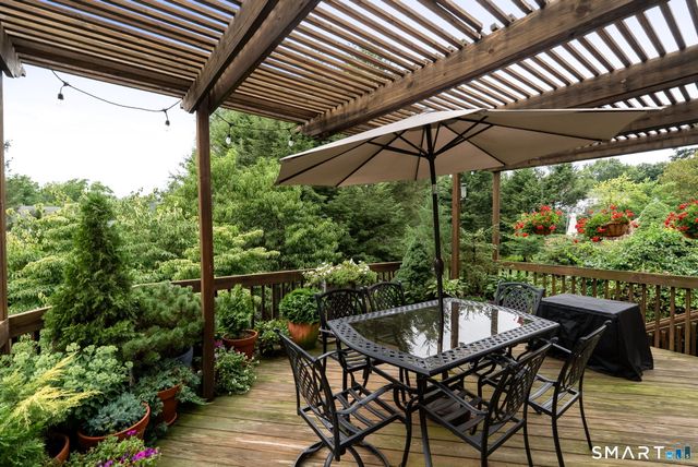 15 Sunset Terrace, West Hartford, CT 06107