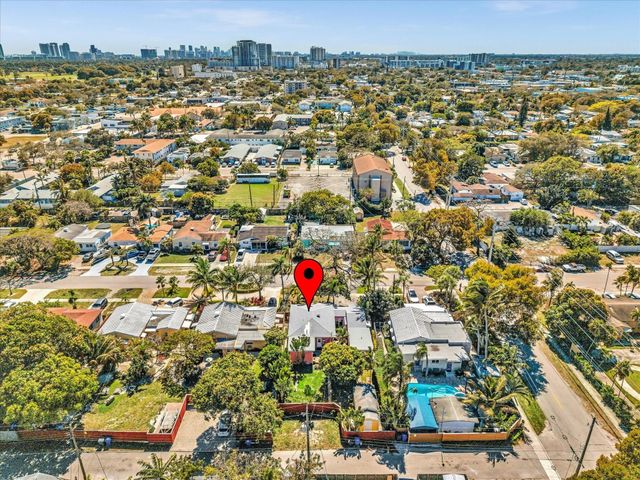 1835 Roosevelt Street, Hollywood, FL 33020