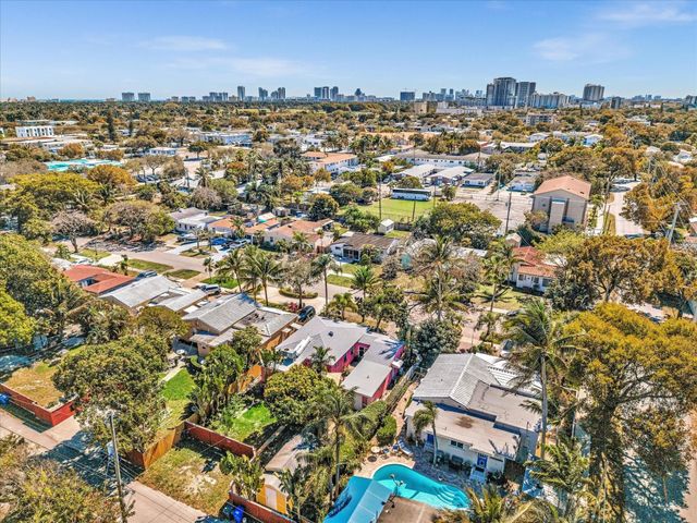 1835 Roosevelt Street, Hollywood, FL 33020