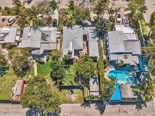 1835 Roosevelt Street, Hollywood, FL 33020