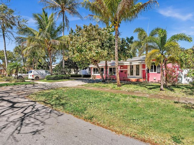1835 Roosevelt Street, Hollywood, FL 33020