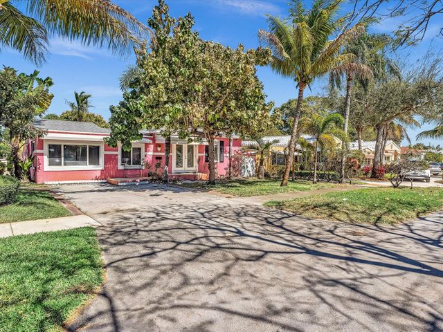 1835 Roosevelt Street, Hollywood, FL 33020