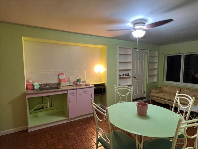 1835 Roosevelt Street, Hollywood, FL 33020