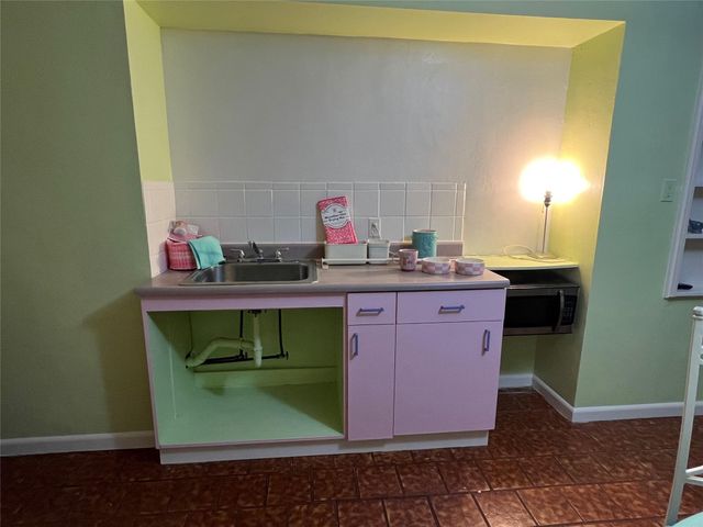 1835 Roosevelt Street, Hollywood, FL 33020