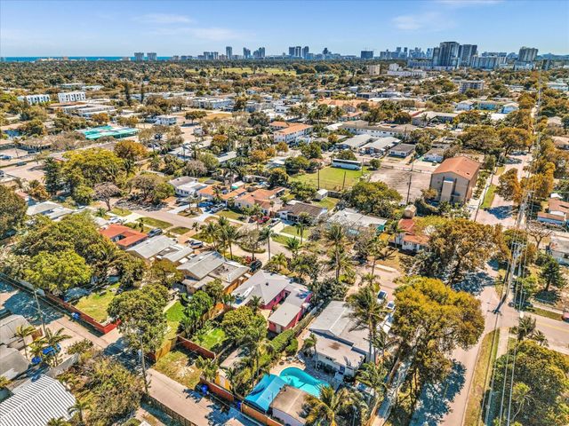 1835 Roosevelt Street, Hollywood, FL 33020