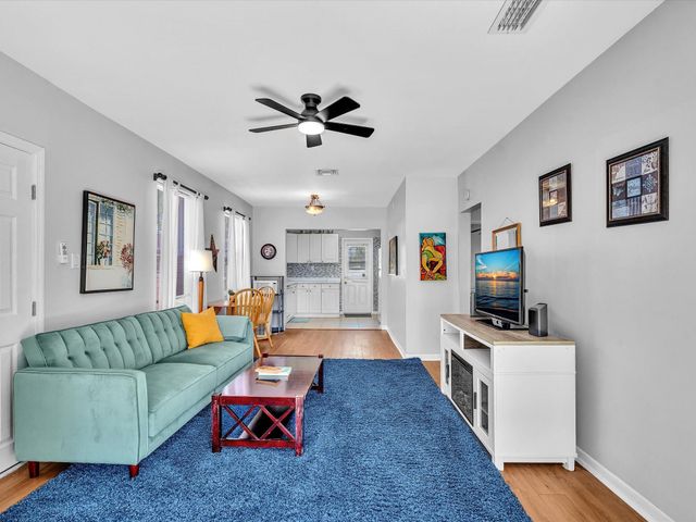 1835 Roosevelt Street, Hollywood, FL 33020