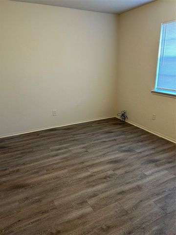 1201 Kimbrough Street, White Settlement, TX 76108