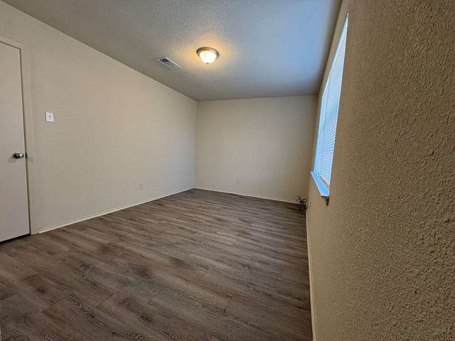 1201 Kimbrough Street, White Settlement, TX 76108