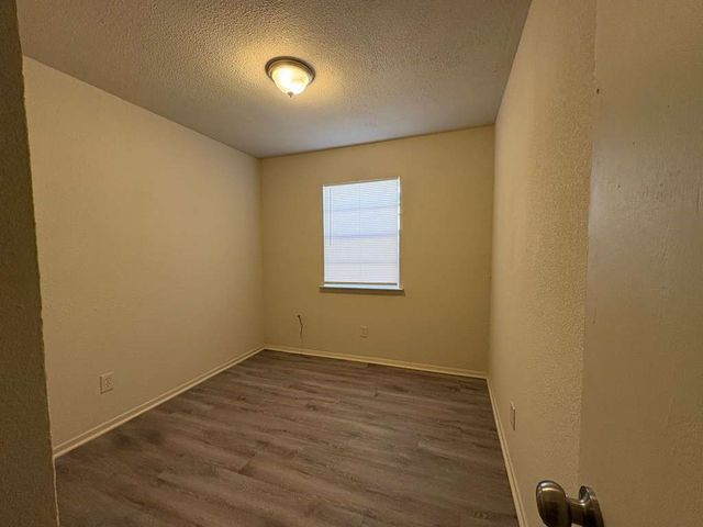 1201 Kimbrough Street, White Settlement, TX 76108