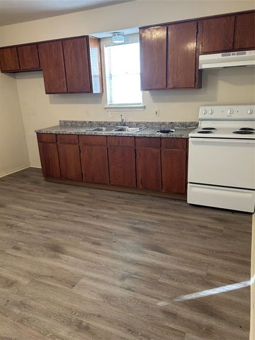 1201 Kimbrough Street, White Settlement, TX 76108