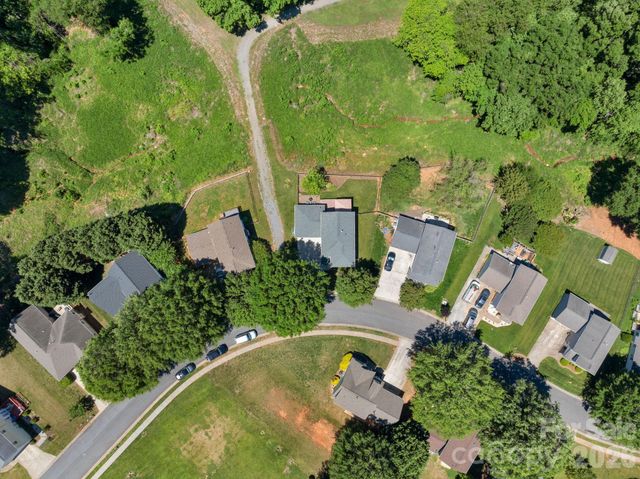 107 Howe Street, Belmont, NC 28012