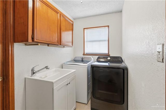 509 E Palma Vista E Drive, Palmview, TX 78572