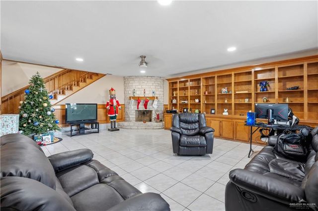 509 E Palma Vista E Drive, Palmview, TX 78572